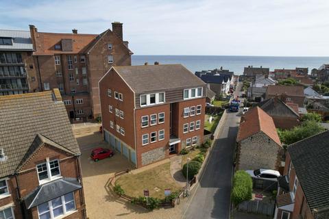 The Driftway, Sheringham NR26 2 bed apartment for sale