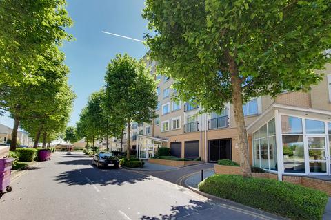 Newport Avenue, London E14 1 bed flat for sale