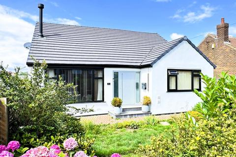 Holly Avenue, Cookridge, West Yorkshire 3 bed detached bungalow for sale