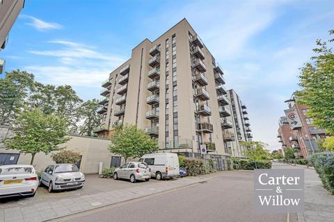 Roehampton House, 39 Academy Way, Essex 2 bed apartment for sale