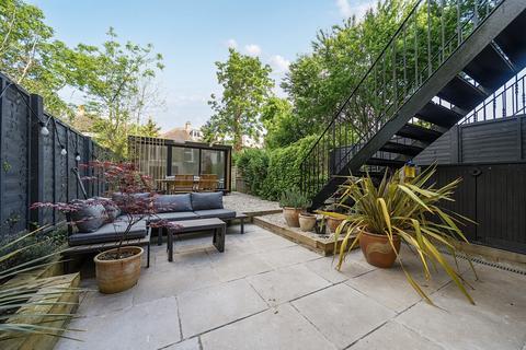 Devonshire Road, Forest Hill, London... 2 bed flat for sale