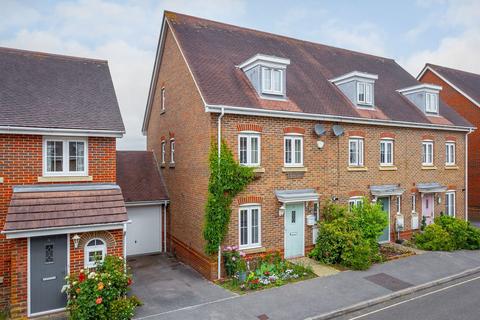 Wellswood, Haywards Heath RH16 4 bed end of terrace house for sale