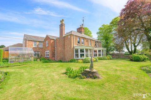 Holbeach Hurn 7 bed detached house for sale