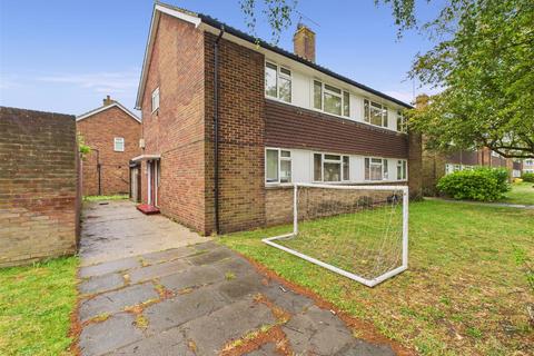 Vicarage Fields, Walton