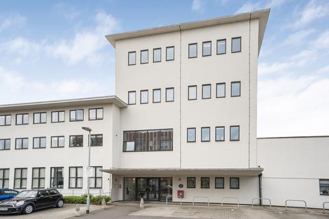 Griffin Place, Welwyn Garden City... 2 bed flat for sale