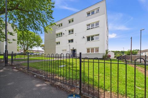 Raphael Close, Coventry CV5 2 bed duplex for sale