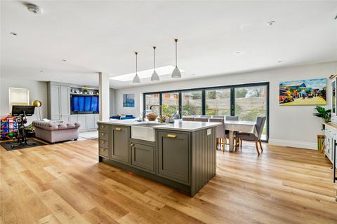 Jubilee Walk, Kings Langley... 5 bed detached house for sale