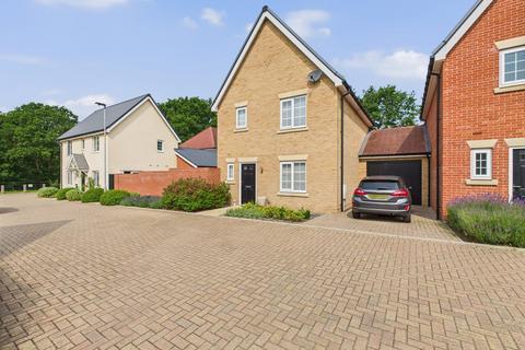 Heron Way, Halstead, CO9 3 bed detached house for sale