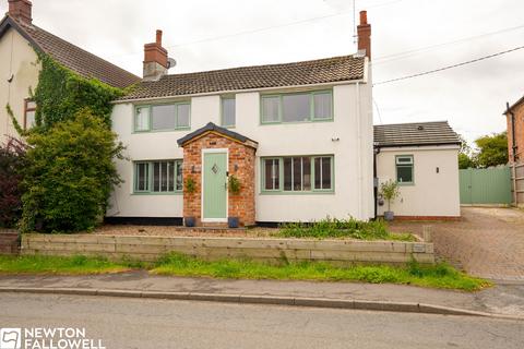 Town Street, Treswell DN22 3 bed cottage for sale
