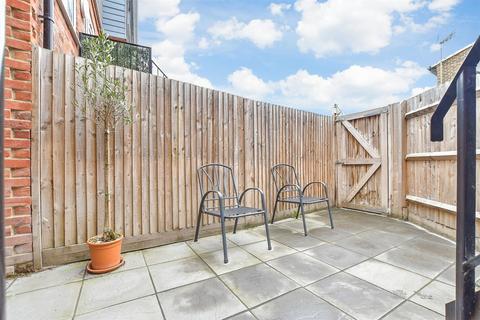 Branbridges Road, East Peckham... 3 bed terraced house for sale