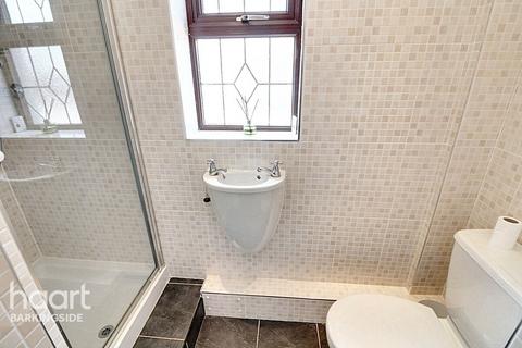 Hurstleigh Gardens, Clayhall 3 bed detached house for sale