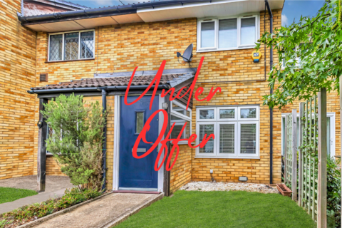 Wainwright Grove, Isleworth TW7 2 bed terraced house for sale