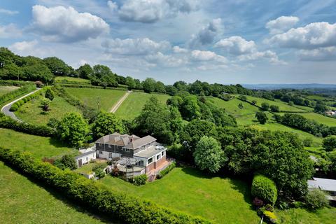Whitestone, Exeter, Devon, EX4 5 bed detached house for sale
