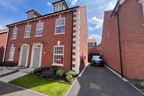 Catlow Street, Hugglescote, LE67 2JF 3 bed semi