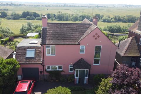 Cadborough Cliff, Rye 3 bed detached house for sale