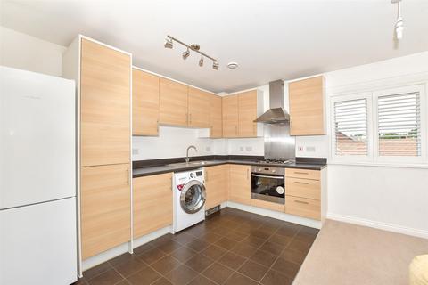 The Halt, Chichester PO18 2 bed flat for sale
