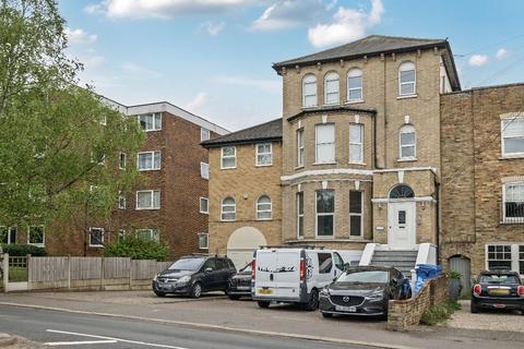 London Road, Brentwood Studio for sale