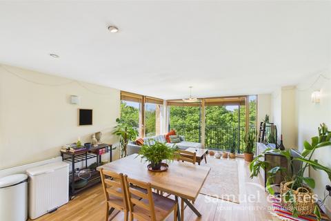 Bennets Courtyard, Watermill Way... 2 bed apartment for sale