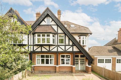 Argyle Road, London W13 2 bed flat for sale