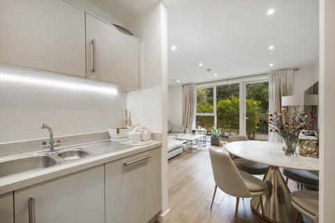 Mahindra Way, London, E6 1 bed flat for sale