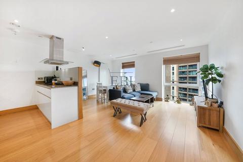 Markham Heights, 2 Baltimore Wharf... 2 bed penthouse for sale