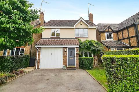 Swan Mead, Hemel Hempstead HP3 4 bed detached house for sale