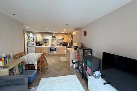 Walker House, Elmira Way, Salford 2 bed apartment for sale