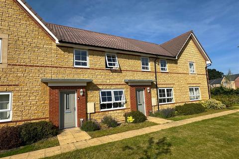 Gainey Gardens, Chippenham 3 bed terraced house for sale