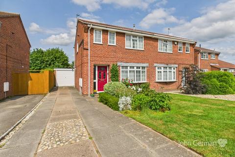 Francis Drive, Loughborough 3 bed semi