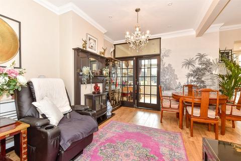 Milton Road, Southsea, Hampshire 3 bed terraced house for sale