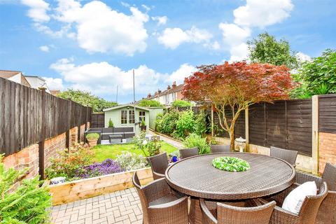 Milton Road, Southsea PO4 3 bed terraced house for sale