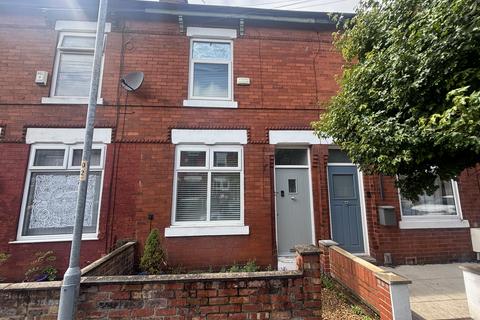Halstead Avenue, M21 9FT 3 bed terraced house for sale