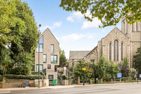 Finchley Road, London NW3 3 bed flat for sale
