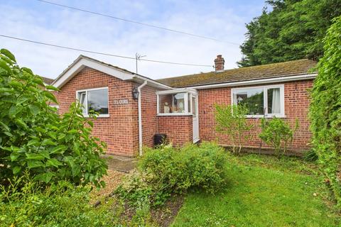 Low Road, King's Lynn PE34 2 bed detached bungalow for sale