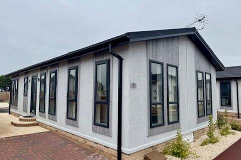 2 bedroom park home for sale