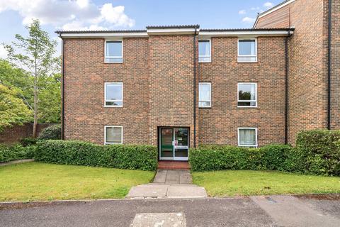 Elder Close, Winchester, SO22 1 bed flat for sale