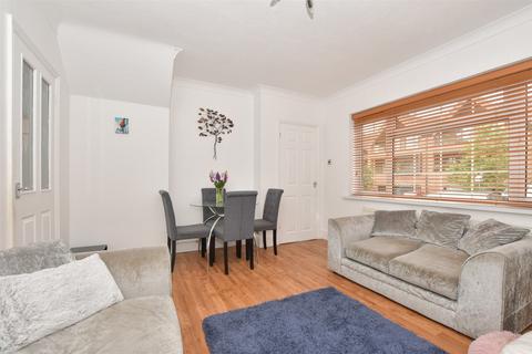 Danemore, Tenterden TN30 3 bed semi