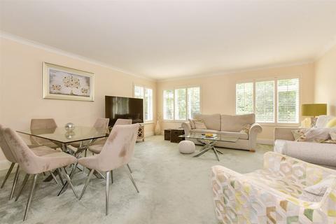 Deepdene, Shanklin PO37 2 bed ground floor flat for sale