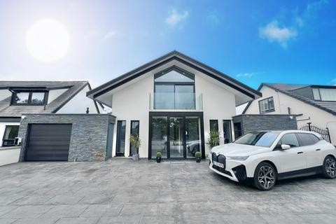 Blackpool Road, Lytham FY8 5 bed detached house for sale