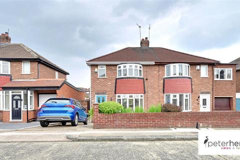 Marina Avenue, Fulwell, Sunderland 2 bed semi