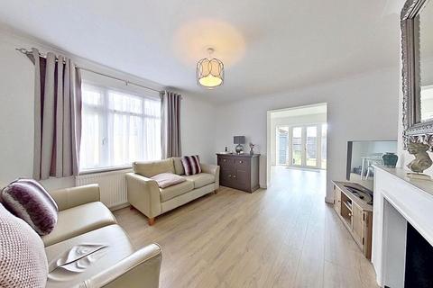Reculver Road, Herne Bay, CT6 6QA 2 bed detached bungalow for sale