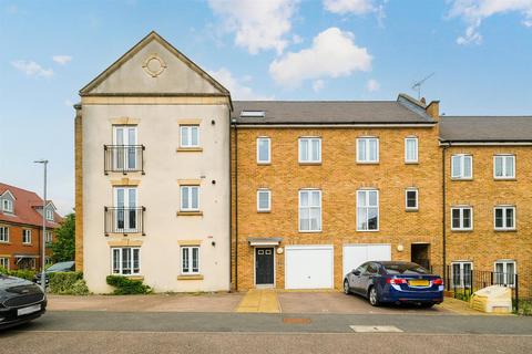 The Square, Loughton 1 bed flat for sale