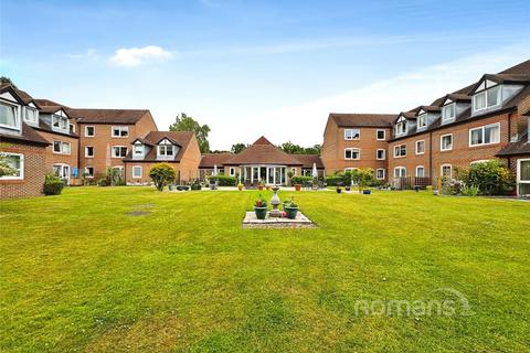 High Street, Sandhurst, Berkshire 1 bed apartment for sale