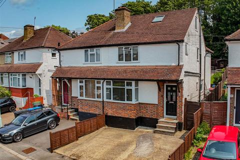 Maynard Road, Hemel Hempstead, HP2 4 bed semi