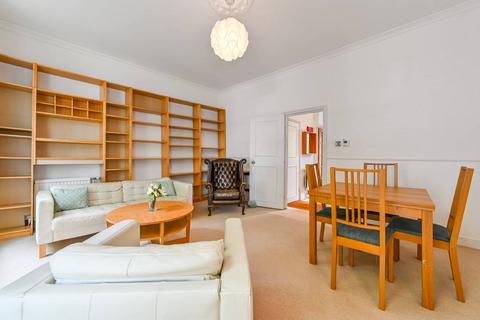 Pentonville Road, Islington, London, N1 2 bed flat for sale