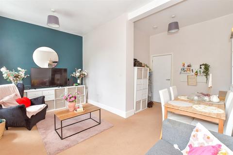 The Grange, Emsworth PO10 1 bed flat for sale