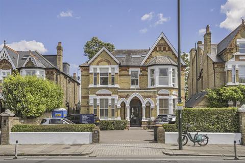 Castelnau, Barnes, London, SW13 1 bed flat for sale