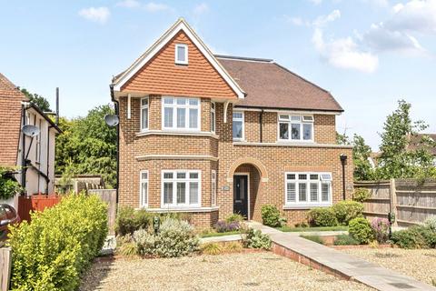 Cranbrook Drive, Esher, KT10 3 bed semi