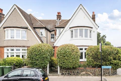 Bishopsthorpe Road, London, SE26 6 bed semi
