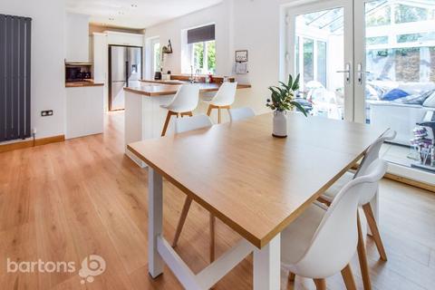 Manor Approach, Kimberworth 3 bed detached house for sale